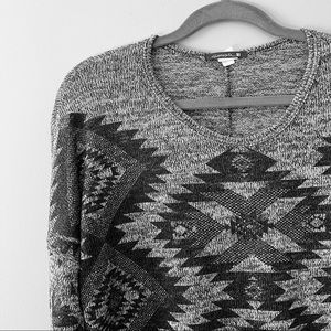 Silvergate Aztec print grey 3/4 sleeve pullover sweater
